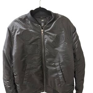 H&M Medium Black Weekender  Bomber Style Jacket Zipper Pockets Flight Air NWT